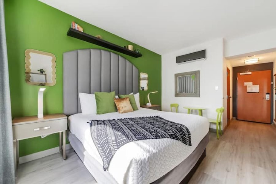 Suíte com piscina e vista para o mar em South Beach