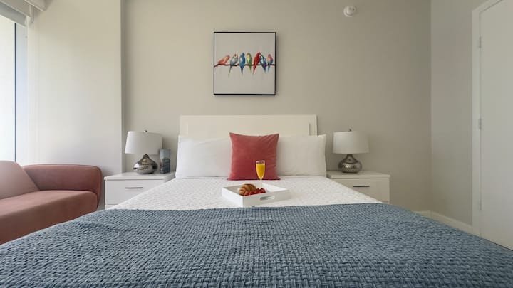 MVR | Lux Studio com varanda, piscina e vista da cidade