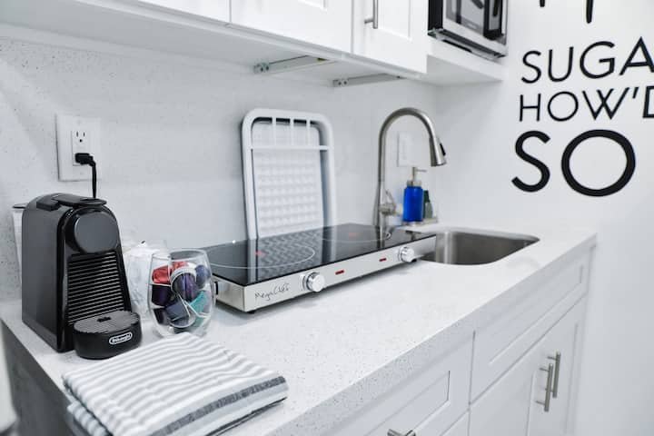 Retiro acolhedor: local privilegiado ~ Wi-Fi rápido ~ estacionamento gratuito