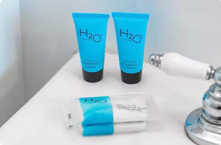 Quarto de hotel descolado no distrito de Mimo I 4 Hóspedes I Piscina