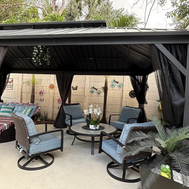 Lugar minúsculo com jacuzzi quente privativo a 7 minutos do aeroporto