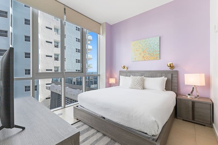 Suíte espaçosa de um quarto em Miami Beach por Dharma
