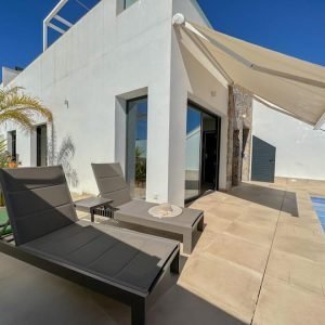 Espaço inteiro: casa em Pilar de la Horadada, Espanha