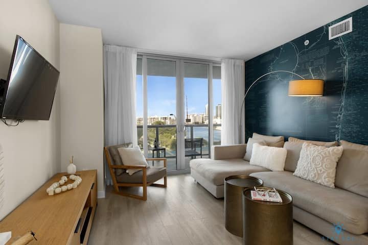 Apartamento espetacular: comodidades do resort + academia + piscina