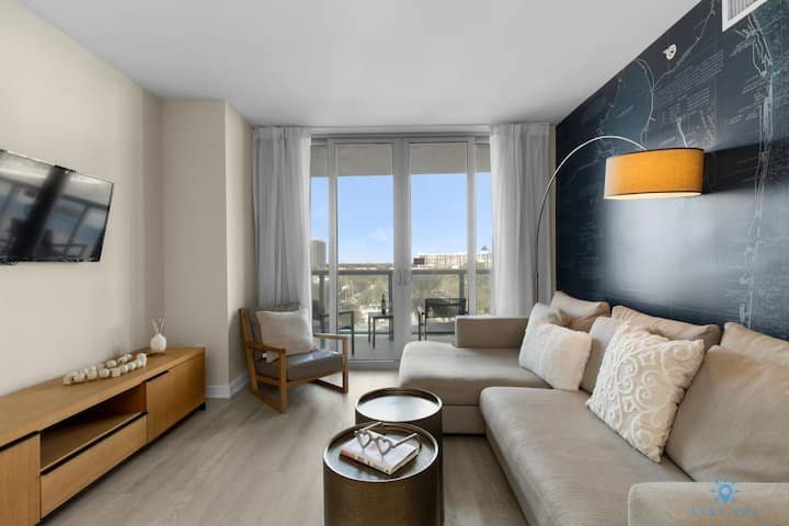 Apartamento espetacular: comodidades do resort + academia + piscina