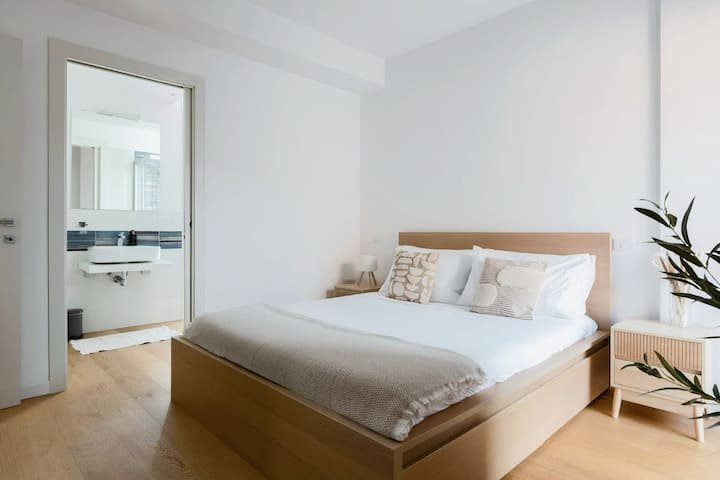 Casa Giada | Moderno Central 1BR + Estacionamento Fechado