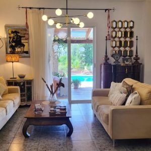 Málaga, CASUEÑA Casa tropical na cidade de Málaga.