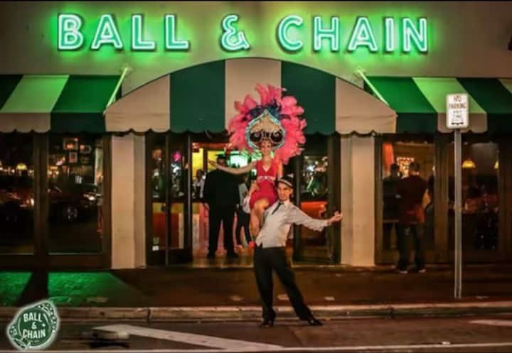 Lugar minúsculo com jacuzzi quente privativo a 7 minutos do aeroporto