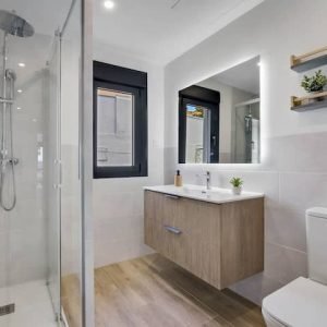 Apartamentos MAREN. Beachfront – Primeira Linha