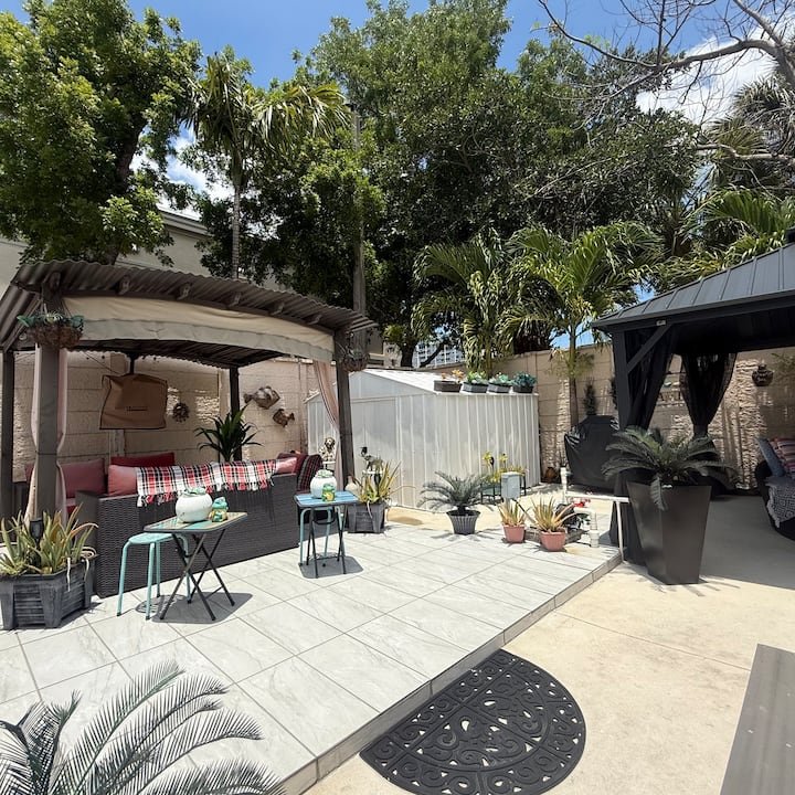 Lugar minúsculo com jacuzzi quente privativo a 7 minutos do aeroporto