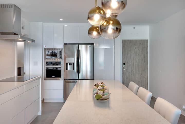 Frente à praia. Remodelado, luxo 3 CAMAS/2 quartos. 1,5