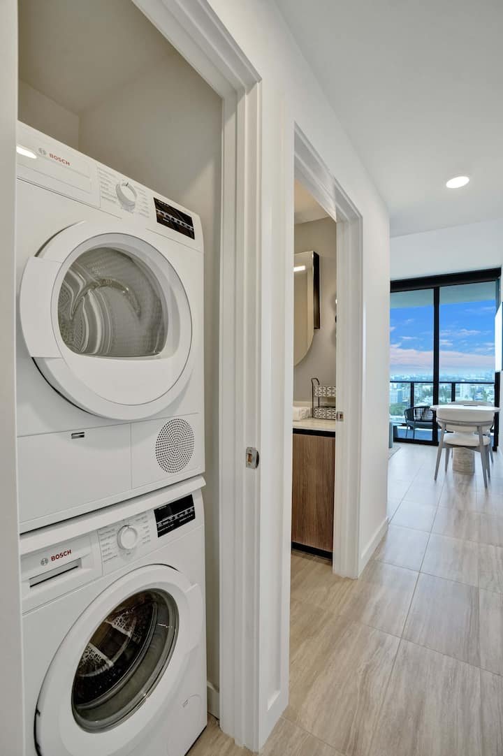 NOVO: Condomínio de 1 quarto com piscina + acesso ao clube de praia privativo