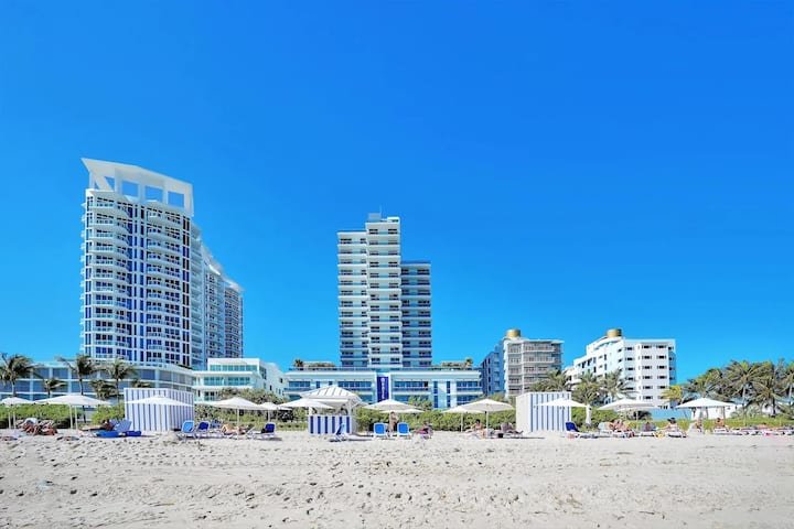 Suíte espaçosa de um quarto em Miami Beach por Dharma