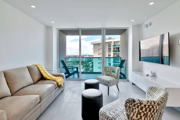 Frente à praia. Remodelado, luxo 3 CAMAS/2 quartos. 1,5