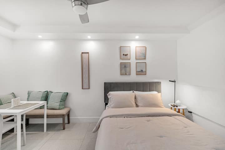 Condomínio South of Fifth Oceanfront com Beach Perks!