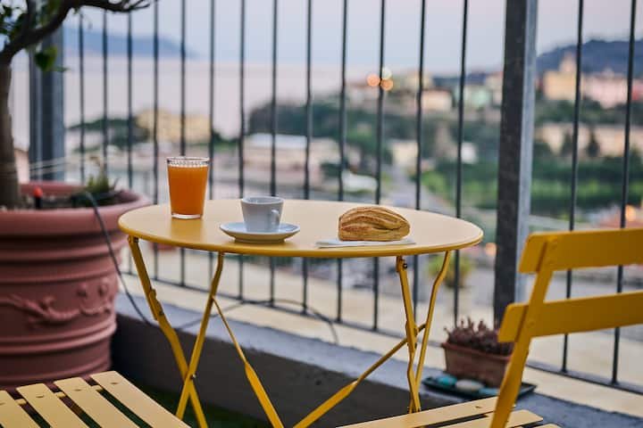 [Maravilhosa VISTA para o MAR e jacuzzi]Cadimare/5TERRE