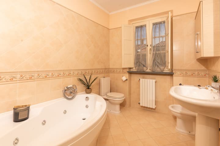 9 minutos das Muralhas de Lucca Vila de luxo