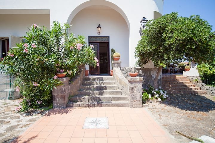 Ischia B&B “VILLA ANTICA” Quarto Esmeralda