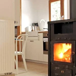 Casa de hóspedes da família Waldkauz no meio da floresta